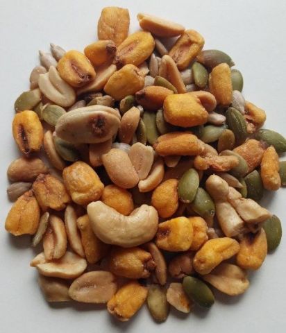Mix Salado (Almendras, Semillas de Zapallo, Semillas de Girasol, Maní, Maiz saborizado)
